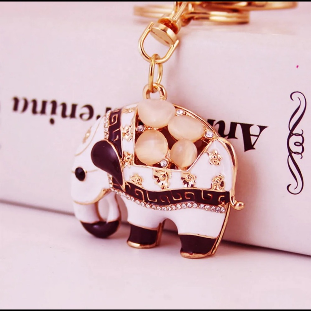 Elephant Rhinestone Keychain